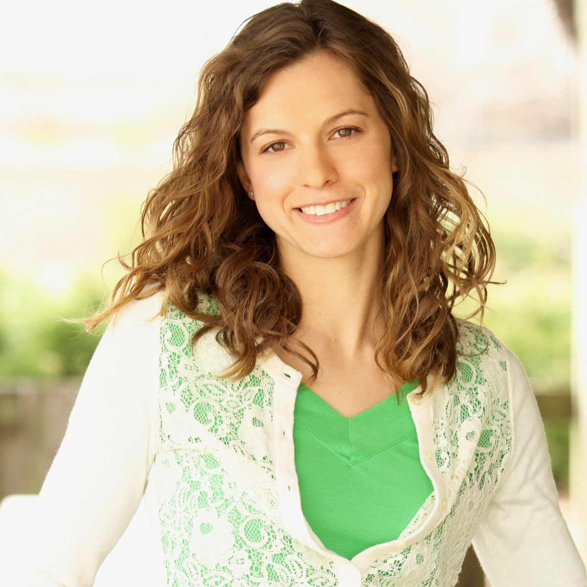 Jamie Bando headshot.